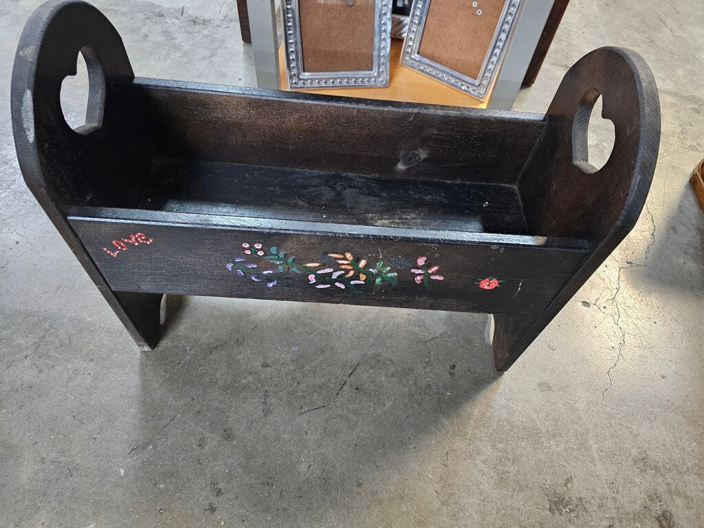 Vintage Magazine Holder with Floral Design label