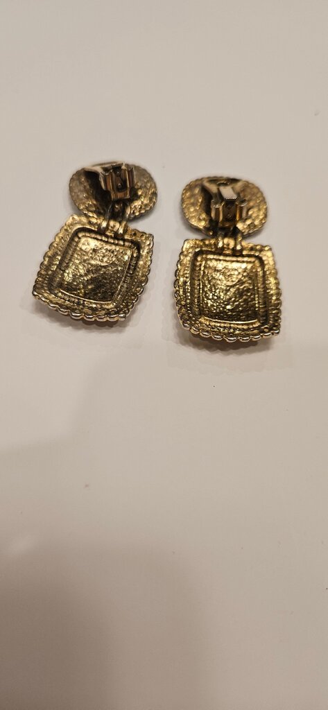 Vintage Green Stone Clip-On Earrings
