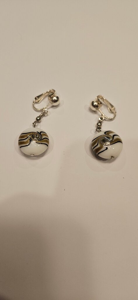 Elegant White and Gold Swirl Earrings
