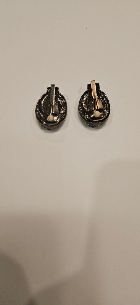Teal Blue Vintage Clip-On Earrings