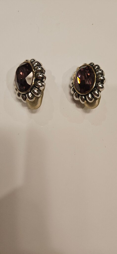Vintage Floral Design Clip-On Earrings