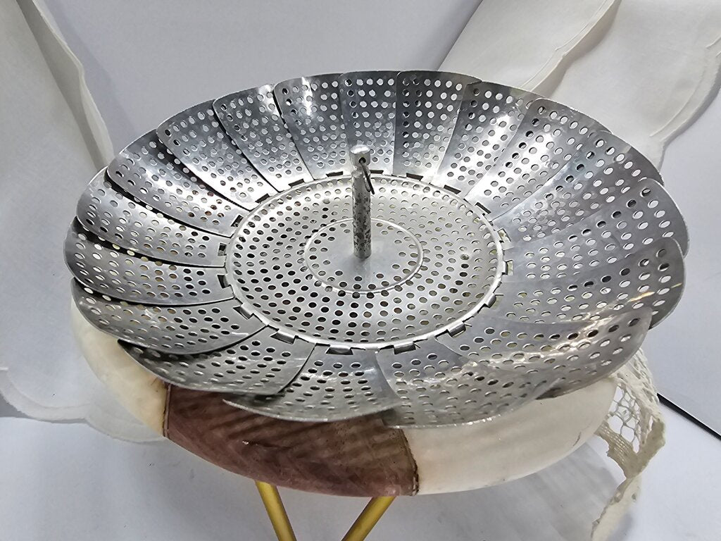 Vintage vegetable steamer, collapsible stainless steel veggie strainer, colander, retro, easy store, vegetable cooker, instapot, folding