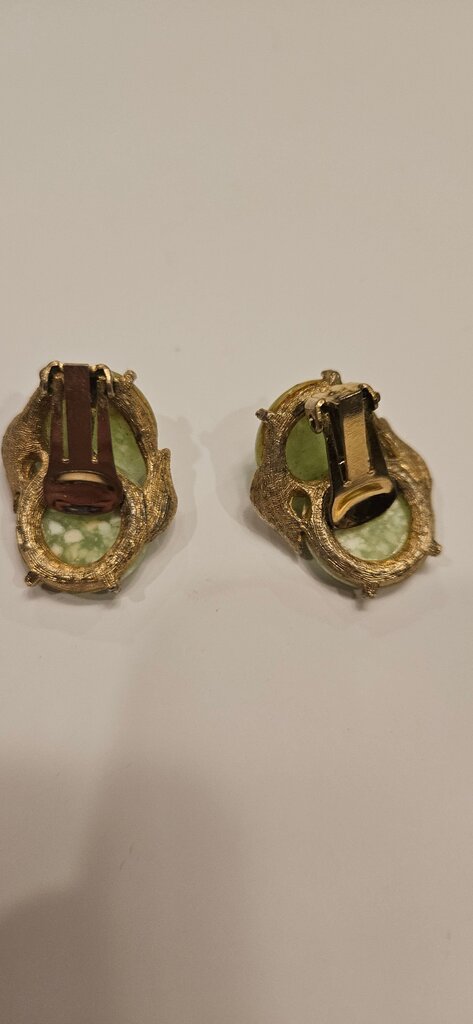 Vintage Green Stone Clip-On Earrings