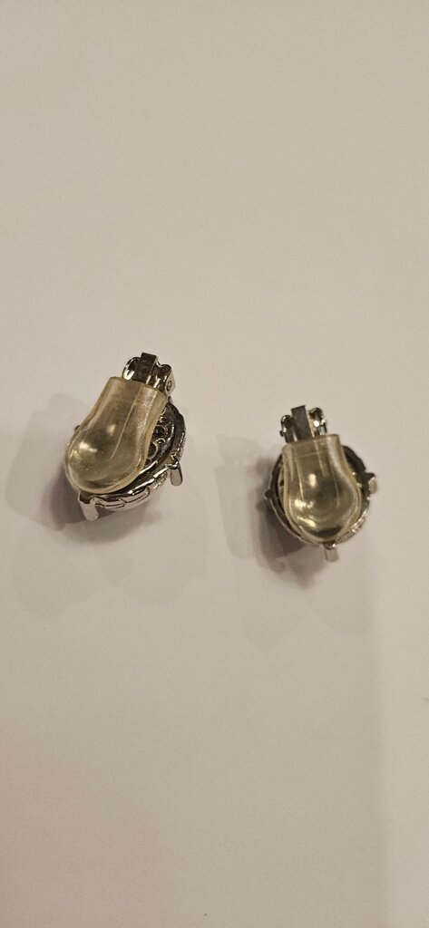 Classic Pearl Clip-On Earrings