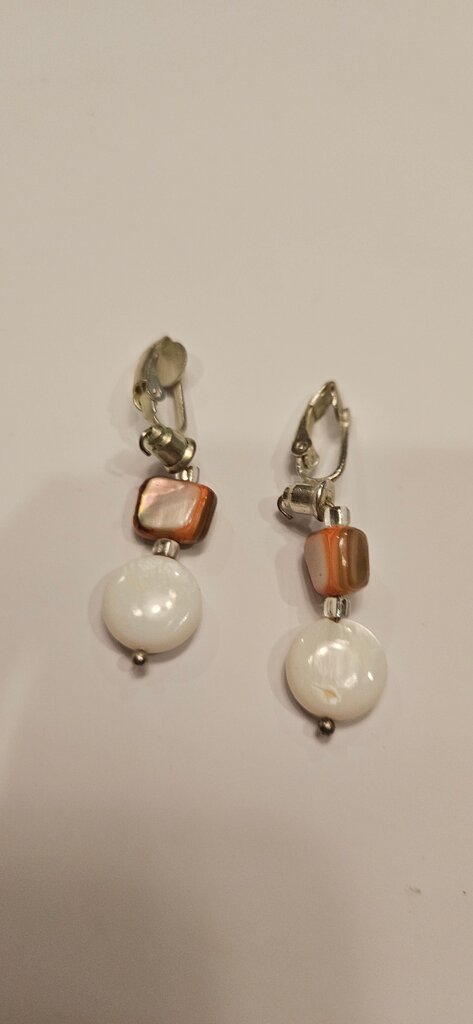 Elegant Beaded Drop Earrings