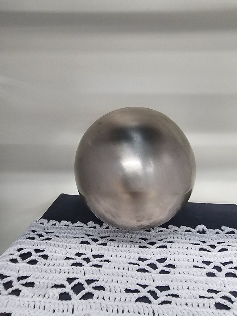 Metal Decorative Sphere label