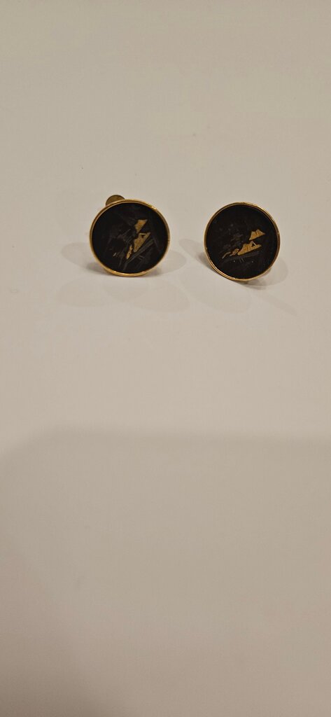 Vintage Black and Gold Cuff Links