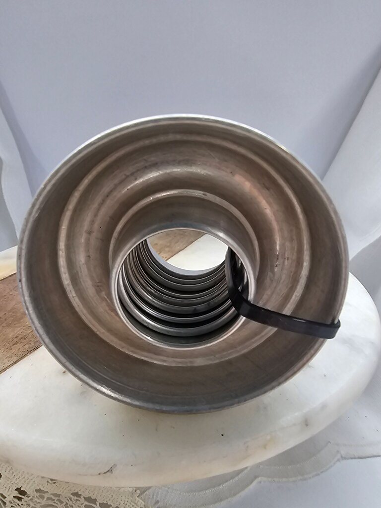 Vintage Aluminum Mini Bundt Cake Donut Molds Jello Pastry Tart Baking