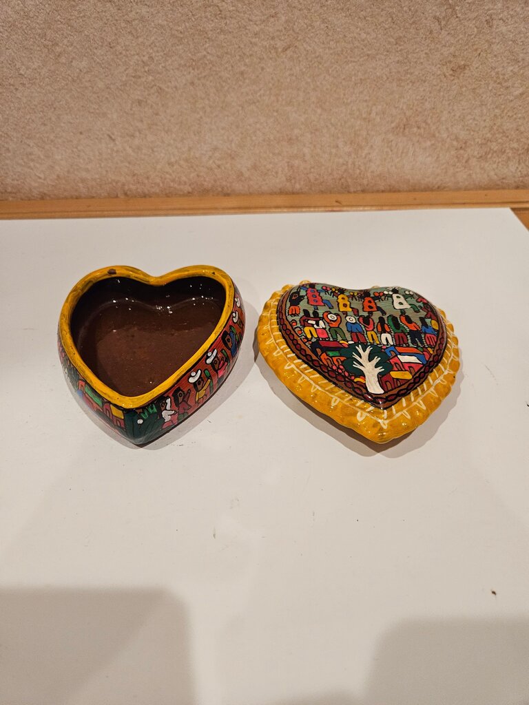 Colorful Heart-Shaped Trinket Decorative Box
