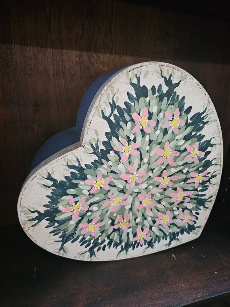 Vintage Stunning Hand Painted Wood Heart Shaped Box Folk Art