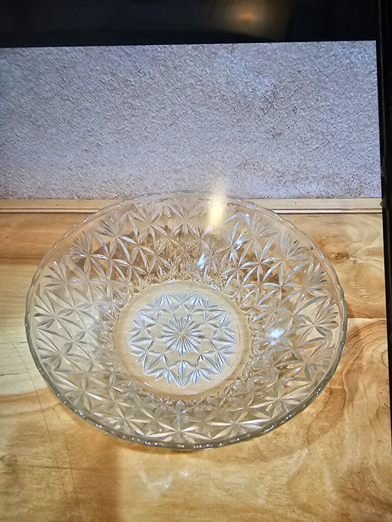 Vintage Clear Glass Serving Bowl with Starburst Pattern