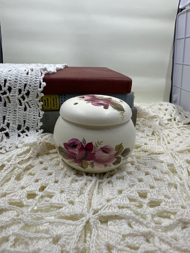 Vintage Axe Vale Pottery Devon Torquay Ware Collection Potpourri Lidded Bowl/Porcelain Jar/ trinket dish/ flower frog