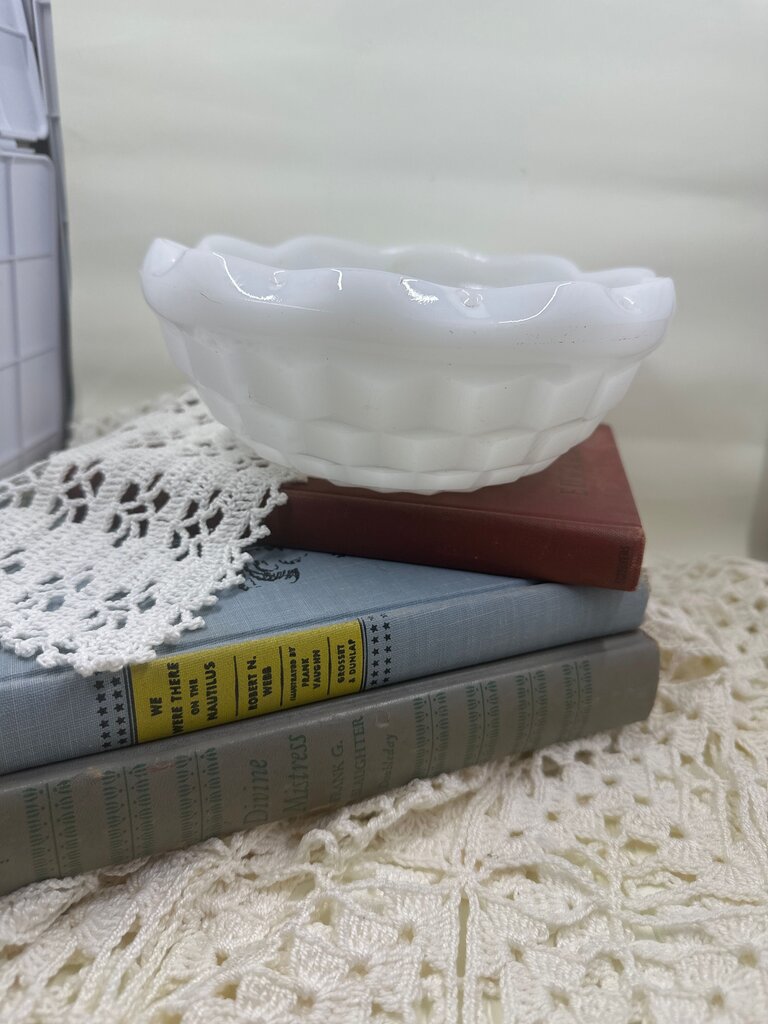 Vintage Farmhouse Style White Thumbprint style with scalloped edge Glass Milk glass Candy Dish Planter Bowl