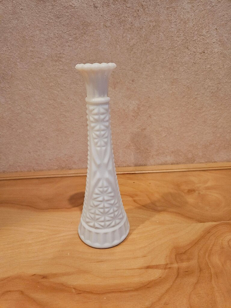 Anchor Hocking Stars & Bars Milkglass milk Glass ( 9" Bud Vase )