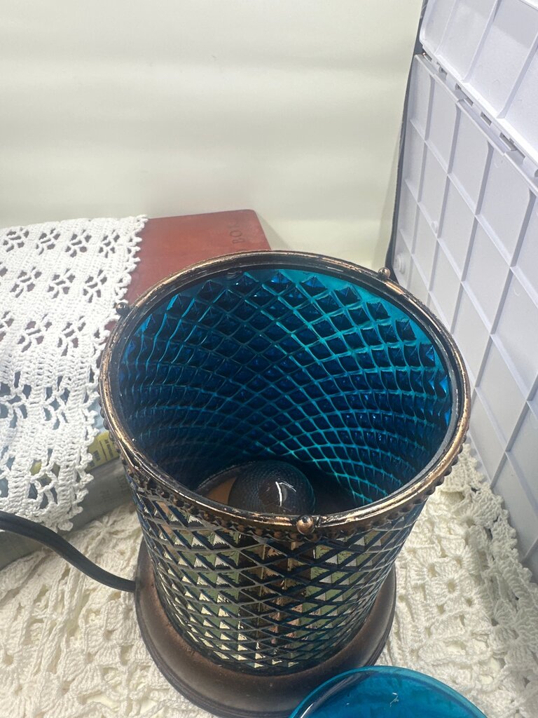 Vintage Scentsy Blue Diamond Warmer Blue Glass Candle Holder