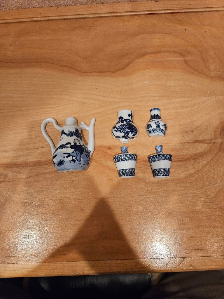 Blue and White Porcelain wall mount flat back tea decor