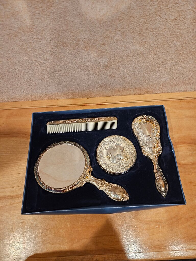 Vintage SILVER PLATED DRESSER Set, 5 Piece Vanity Set, Elegance Silver Plated Zinc, Floral Scroll Design, Dressing Table Set, Original Box