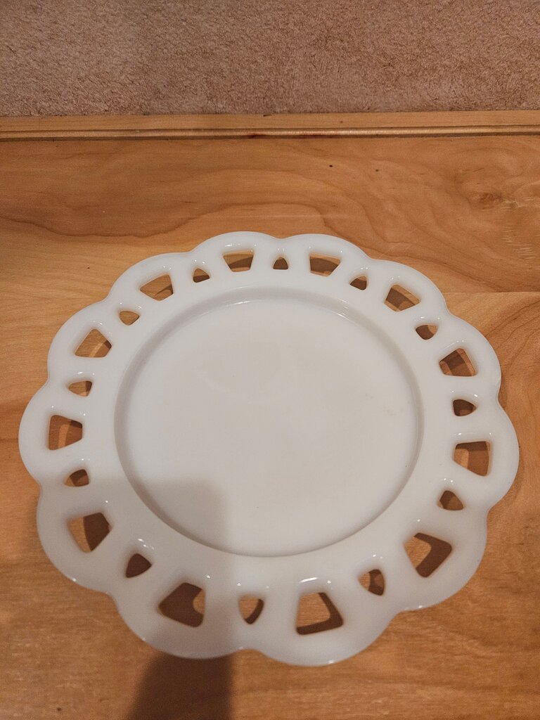 Vintage White MILK GLASS Lace Edge 8 1/4" PLATE