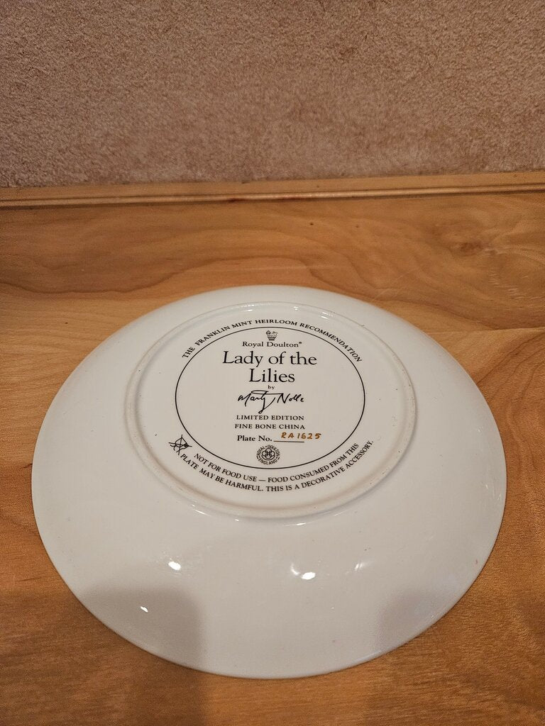 ROYAL DOULTON - FRANKLIN MINT - 'LADY OF THE LILIES'