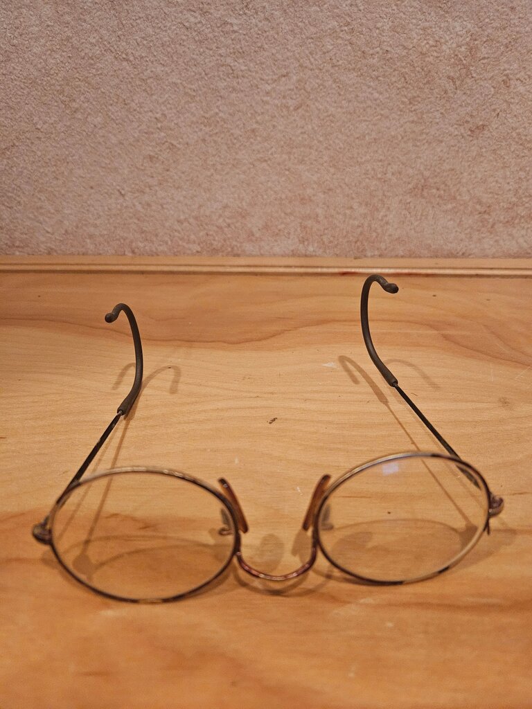 Round Frame Glasses