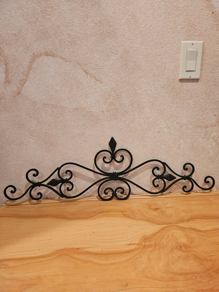 Wrought Iron Decorative Wall Hanging Accent