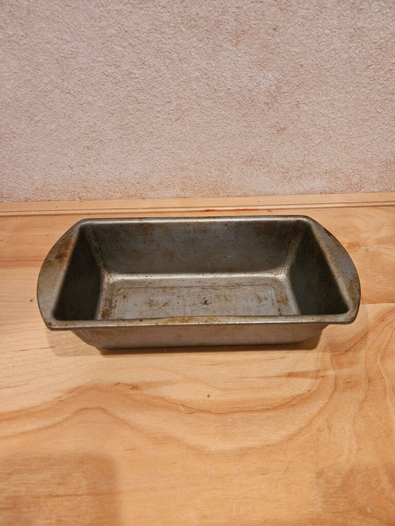Vintage Metal Bread Pan