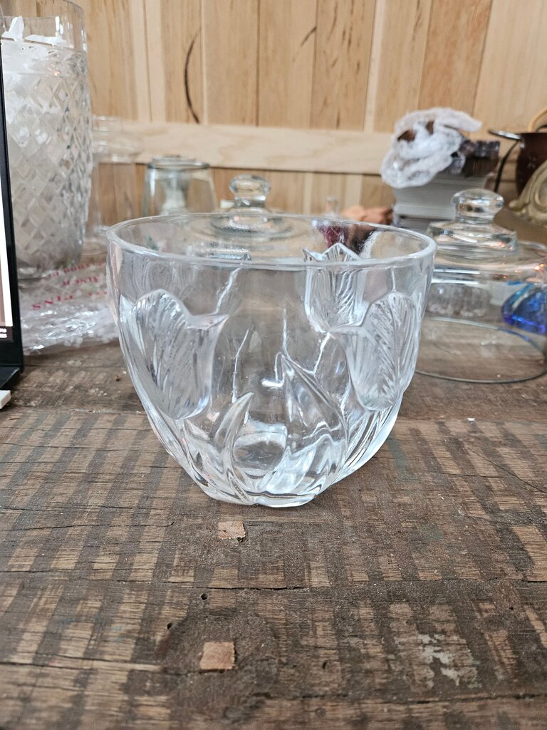 Crystal Decorative Bowl with Floral Design