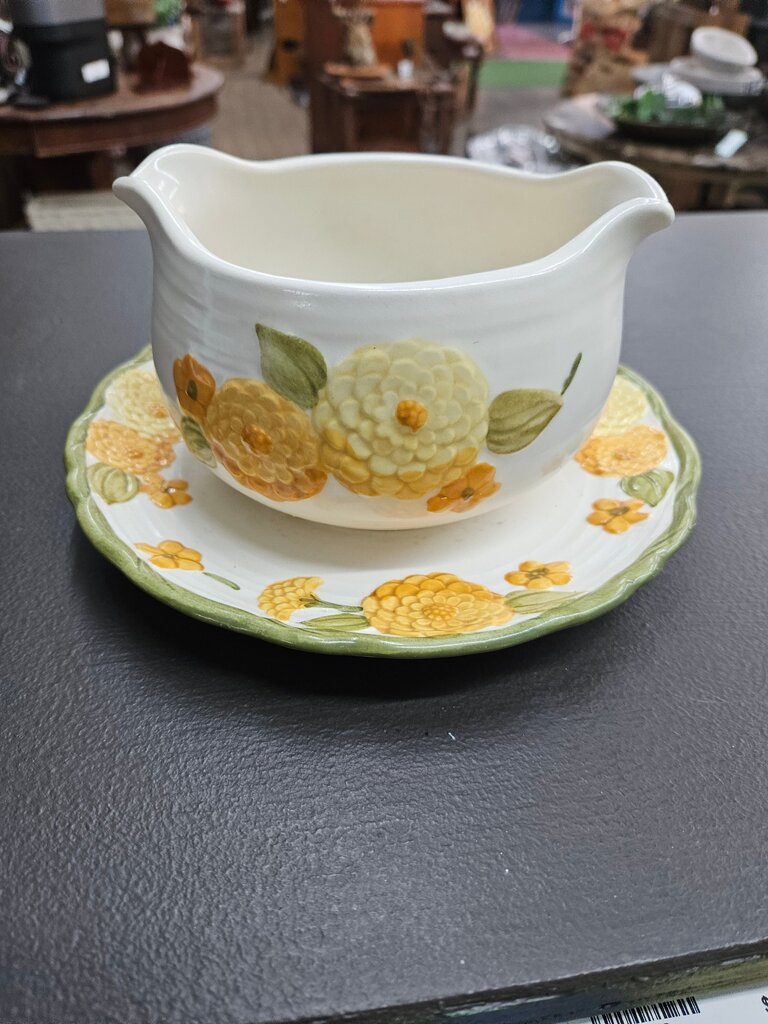 Metlox Poppytrail China Sculptured Zinnia Pattern Gravy Boat with Under Plate