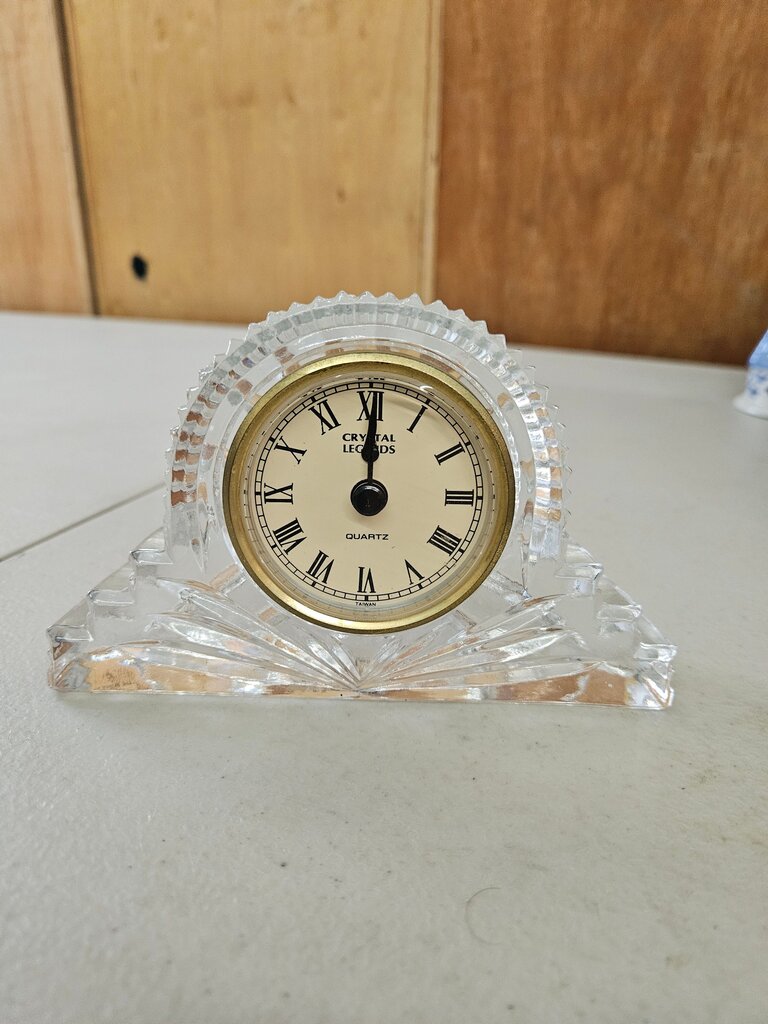 Crystal Legends Mantle Clock by Godinger Hand Crafted 24% Lead Crystal