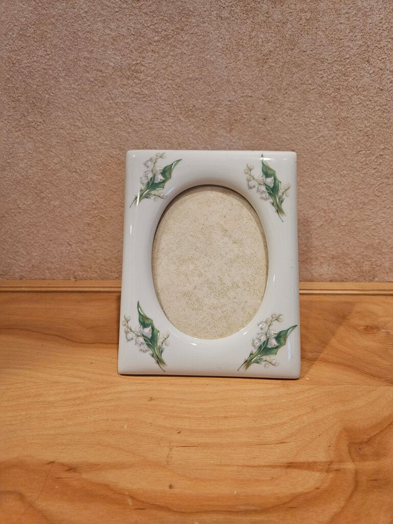 Vintage Floral Patterned Ceramic Picture Frame