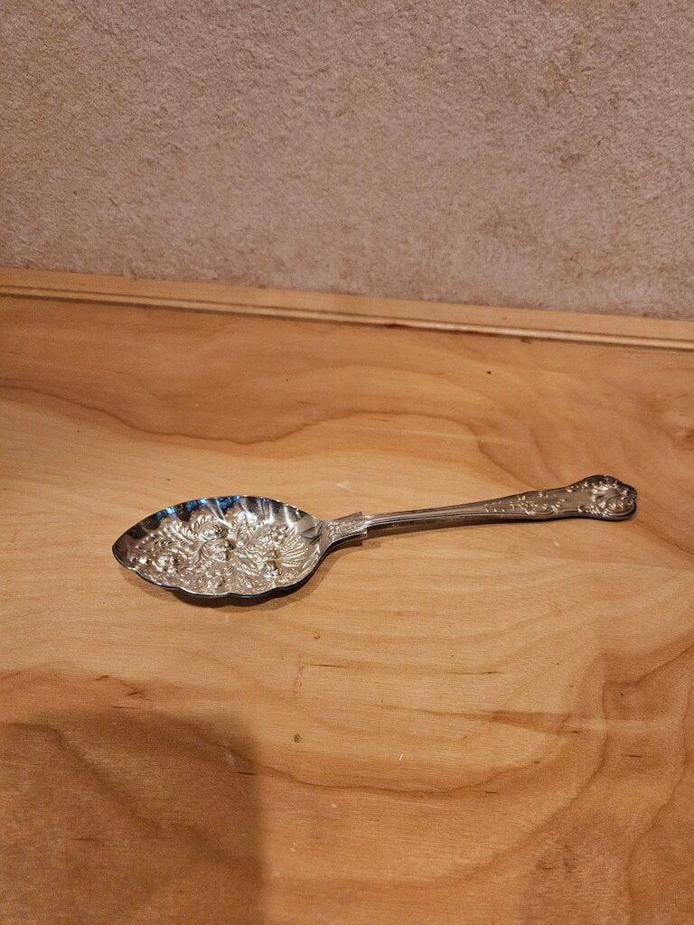 Vintage Queens berry/fruit Serving Spoon by barker bros England