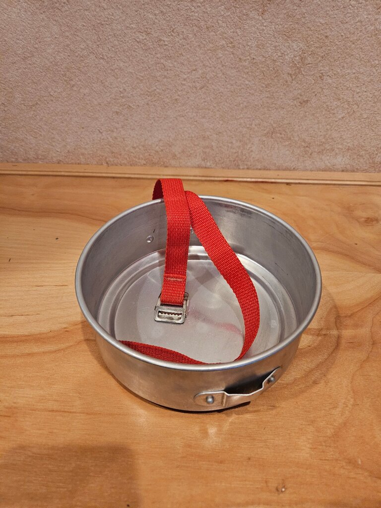 Aluminum Cooking Pot with Red Strap