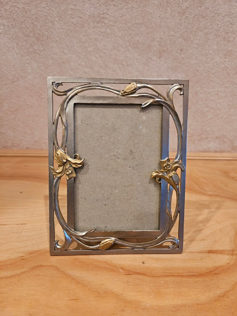 Vintage Art Nouveau Floral Picture Frame