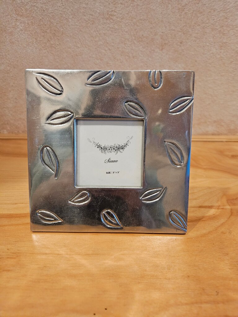 Decorative Metal Picture Frame