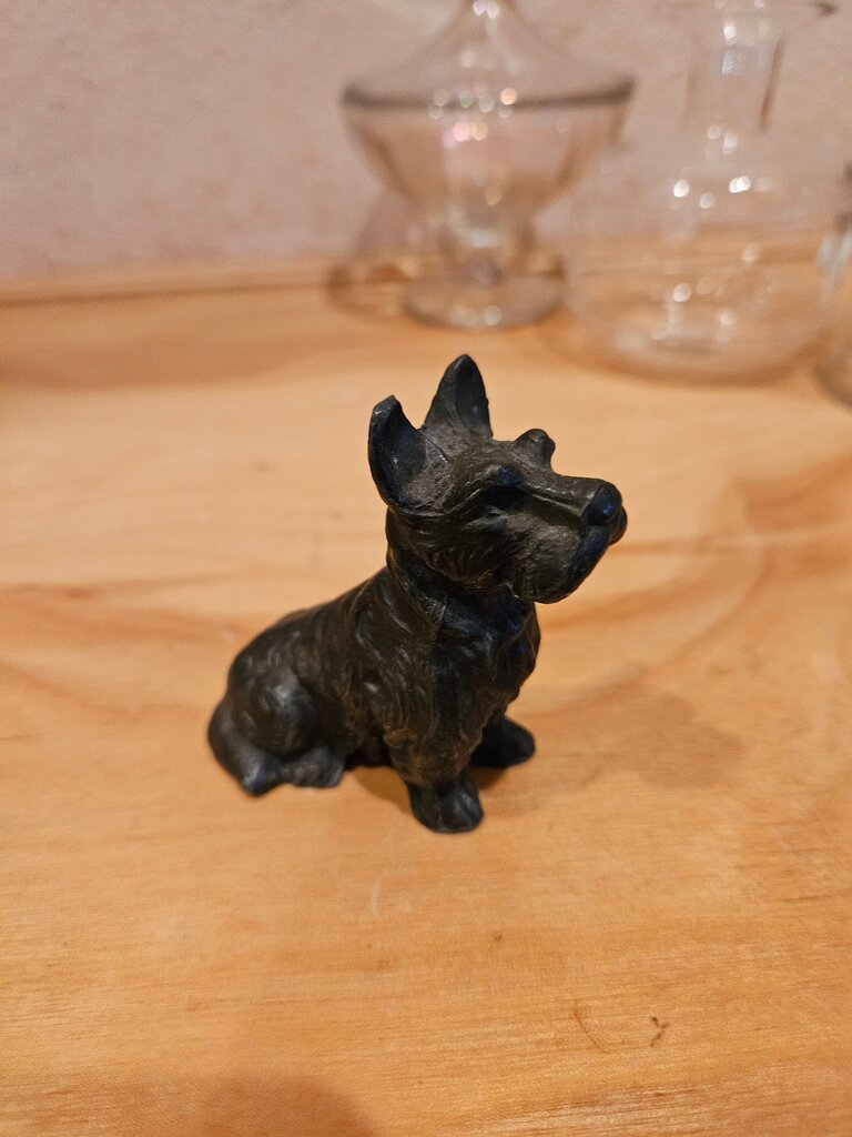 Vintage Cast Iron Black Scottie Dog miniature figurine