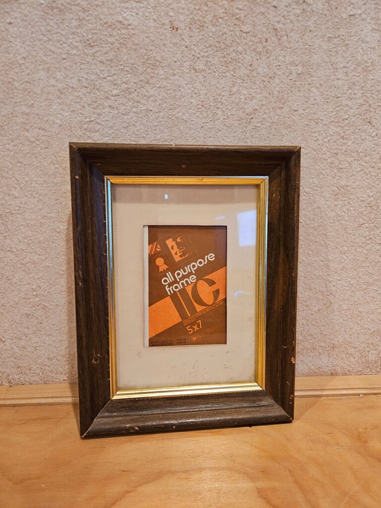 Vintage All Purpose Photo Frame 5x7