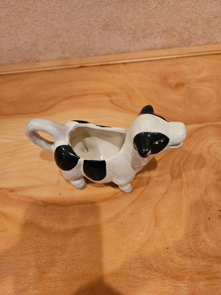 Vintage Cow Creamer