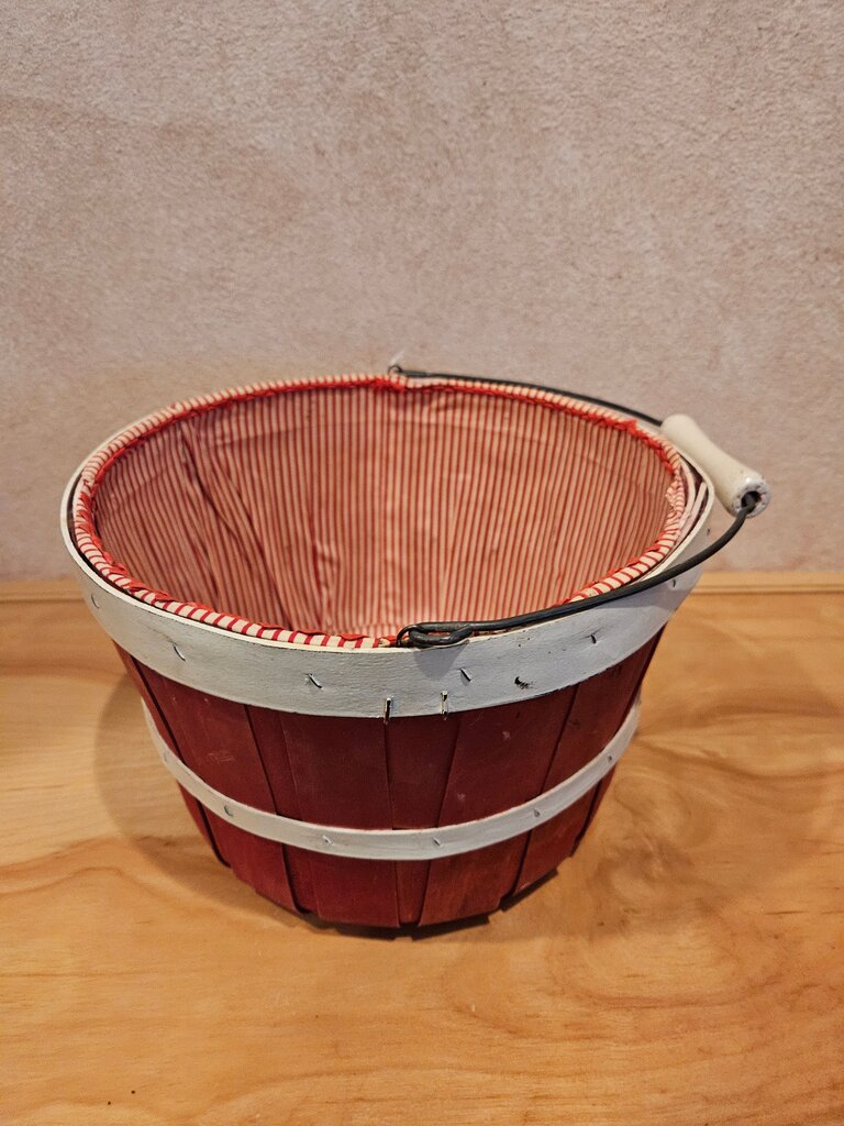 Small Wooden Apple Orchard Bushel Basket Vintage Primitive Wood Handle Red with liner