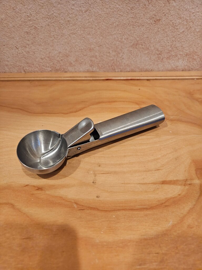 Stainless Steel Ice Cream Scoop Silver Spoon Frozen Yogurt Silver