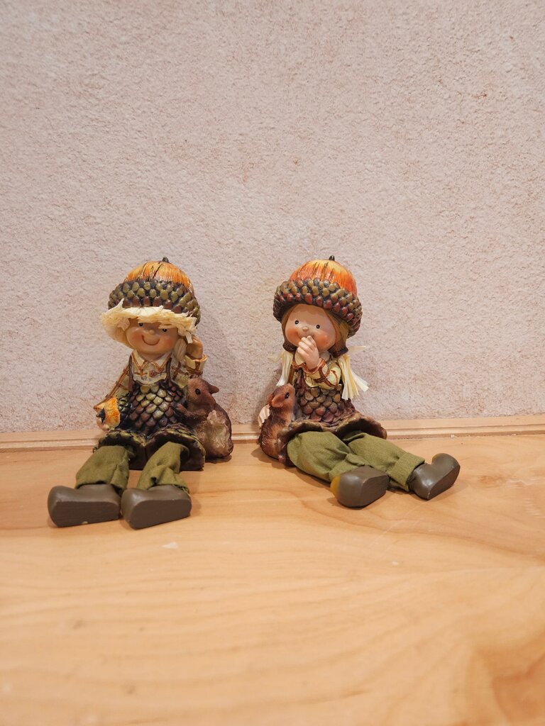 Shelf Sitter - Acorn Hats - Spring Legs - Fall / Autumn Harvest Season Figurines AS IS