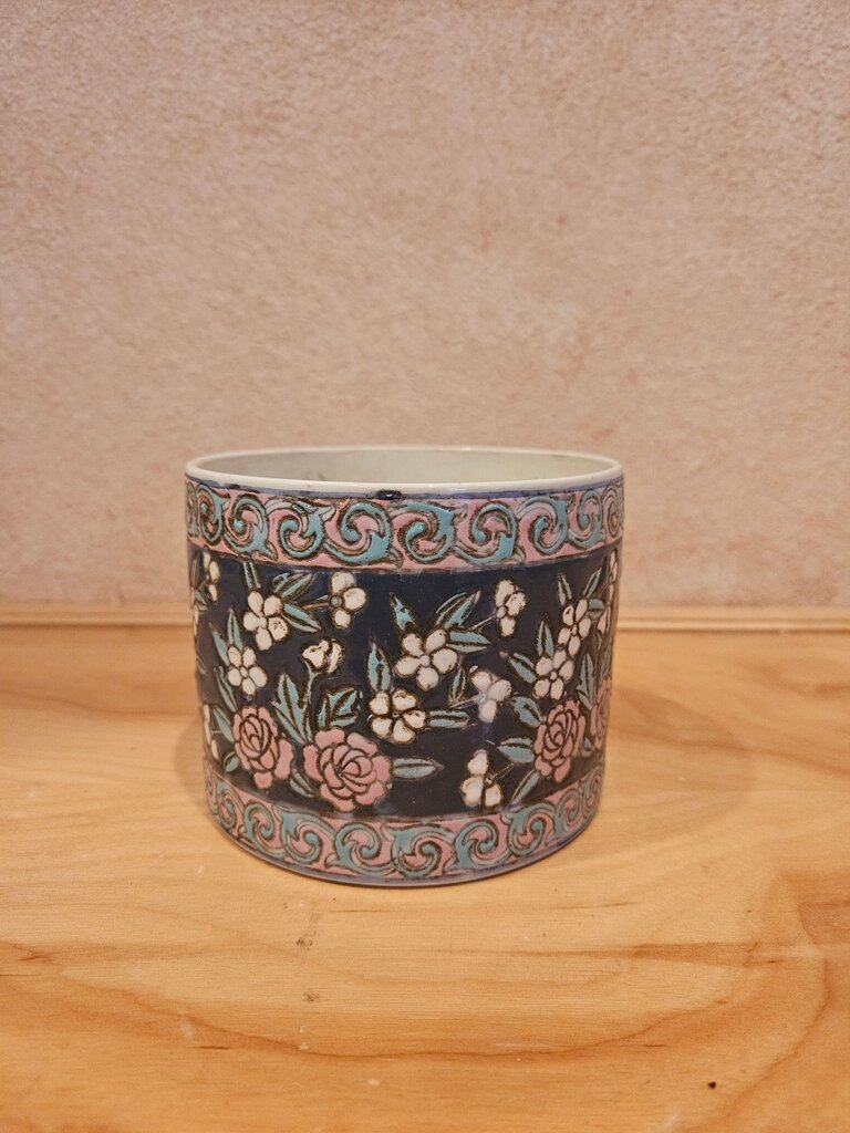 Porcelain Flower Pot embossed Pottery Floral