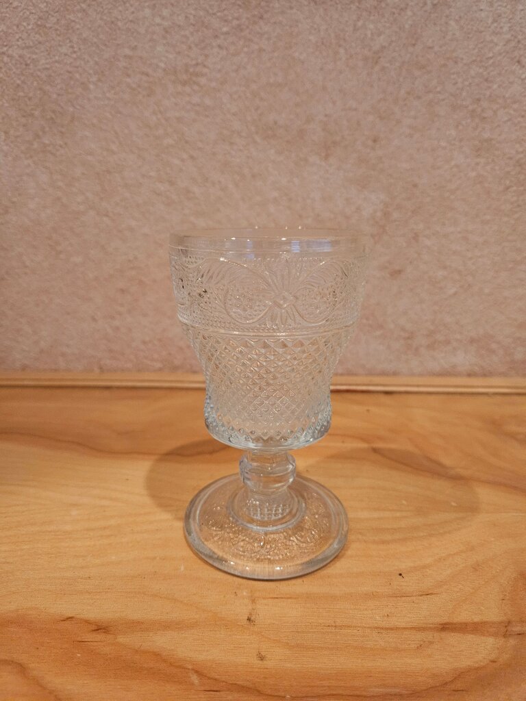 Vintage Water Goblet 6 1/4" American Provincial Diamond Point Scroll Vtg Glass