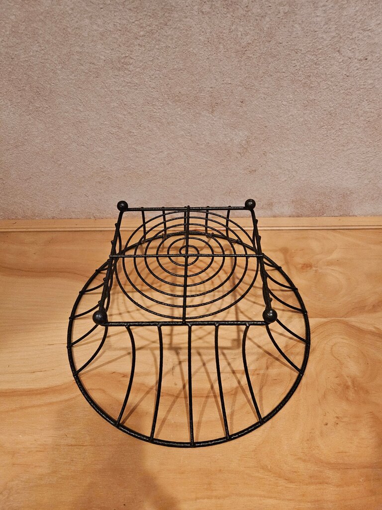 Farmhouse Decor Wire Metal Round Footed Basket-Eggs/ Fruit/ Farm & Country Decor