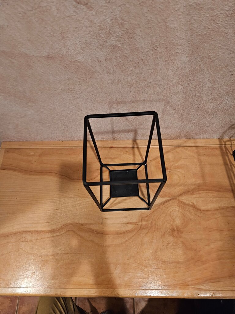 Geometric Black Metal Candle Holder
