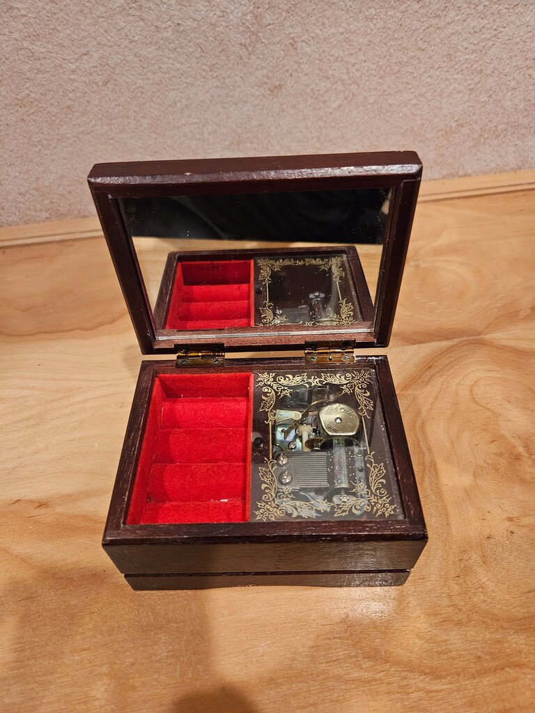QUILTTED TOP WOOD WOODEN JEWELRY BOX TOYO MUSIC BOX