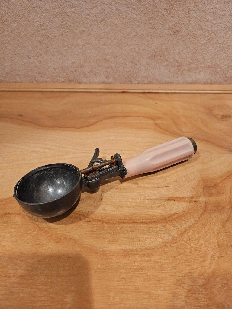 Vintage Ice Cream Scoop with Pink Handle