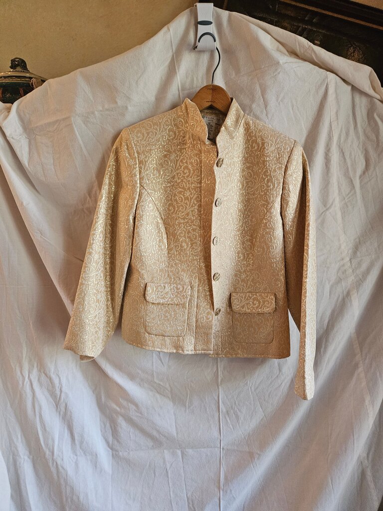 Vintage Pursuits Ltd. Petite Gold Jacquard Jacket