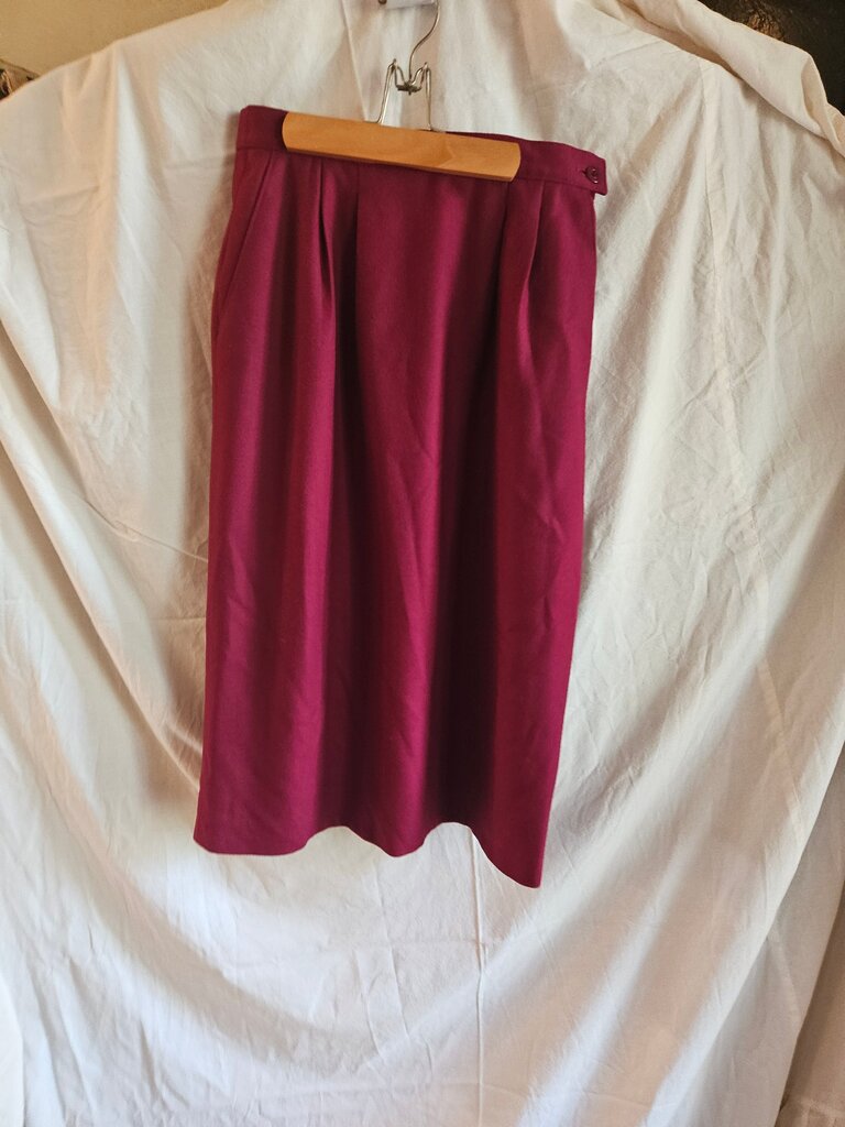 Pendleton Women's Burgundy Wool Skirt