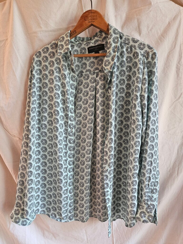 Banana Republic Classic Fit Blouse