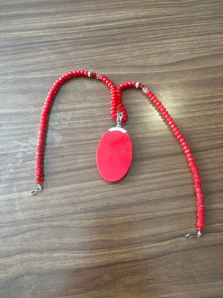 Red Beaded Necklace with Oval Pendant